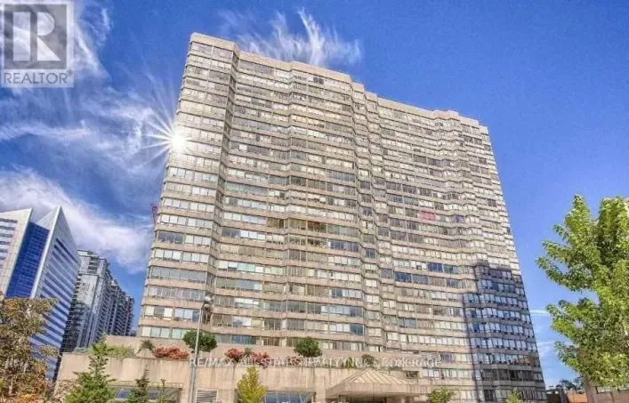 1516 - 30 GREENFIELD AVENUE, Toronto
