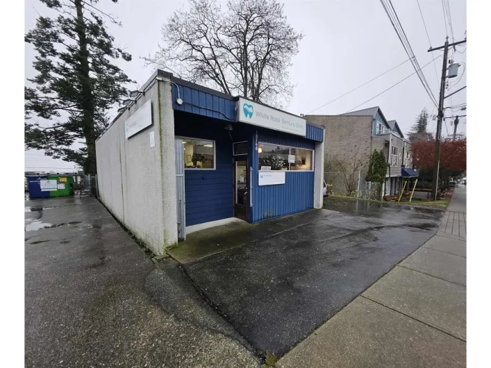 15168 ROPER AVENUE, White Rock
