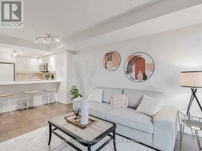 1517 - 15 NORTHTOWN WAY, Toronto