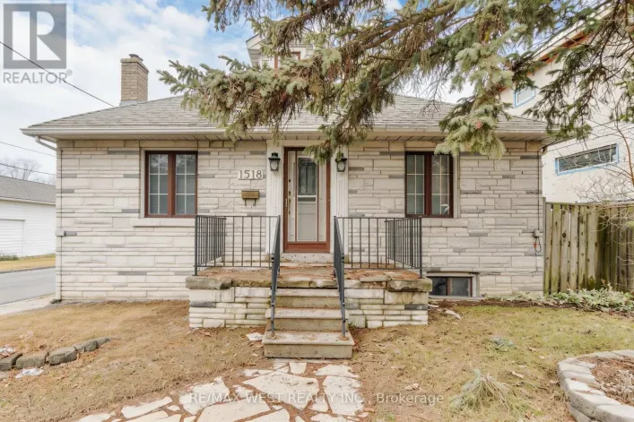1518 CAWTHRA ROAD, Mississauga