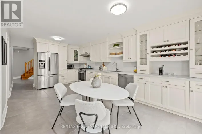 152 ASHTON DRIVE, Vaughan