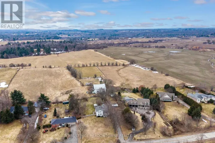 152 CONFEDERATION STREET, Halton Hills