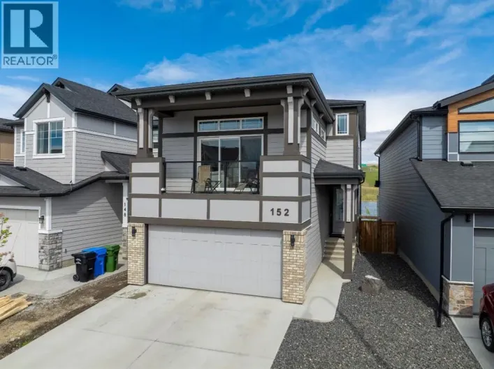 152 Cranbrook Gardens SE, Calgary