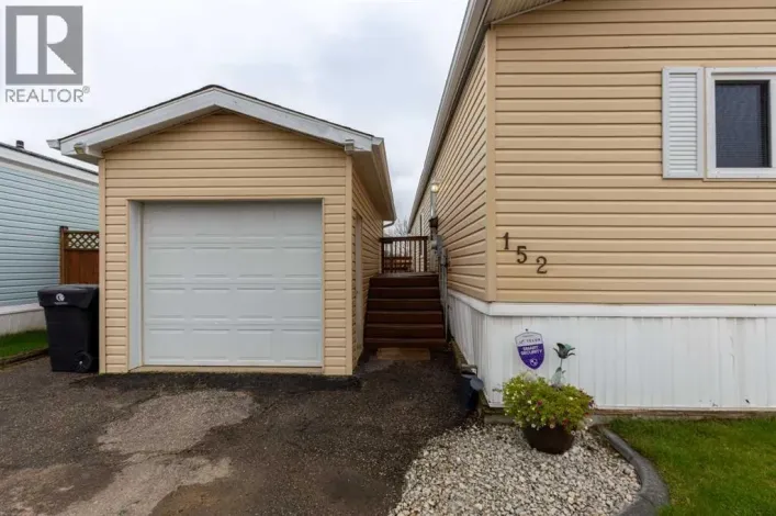 152 Cree Road, Fort McMurray
