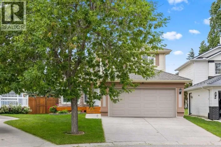 152 Douglas Glen Mews SE, Calgary