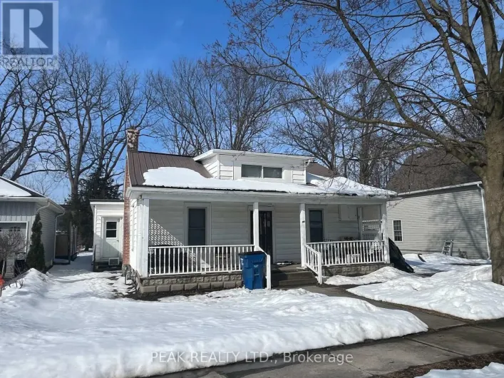 152 ELM STREET, Chatham-Kent