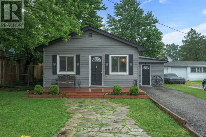 152 ELM STREET, West Elgin