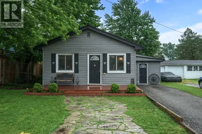 152 ELM STREET, West Elgin