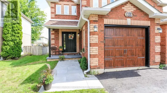 152 JULIA CRESCENT, Orillia