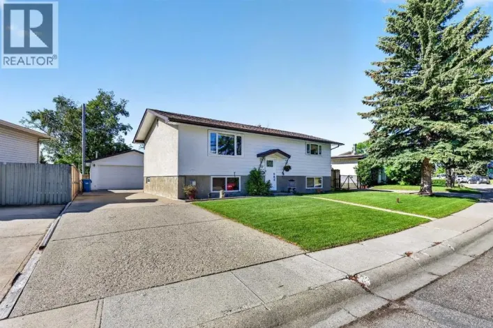 152 Maddock Way NE, Calgary