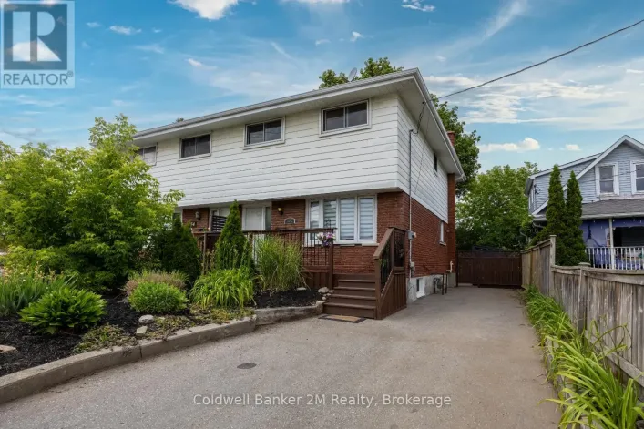 152 TAUNTON ROAD W, Oshawa