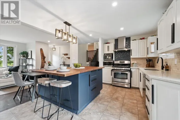 152 WELLINGTON ROAD 7, Centre Wellington