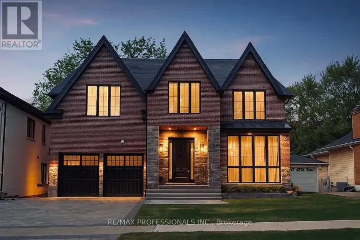 152 WELLS STREET, Aurora