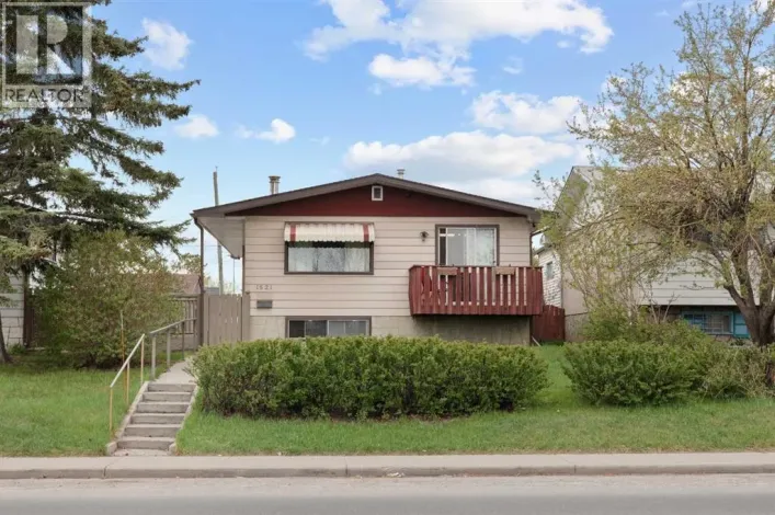 1521 44 Street SE, Calgary