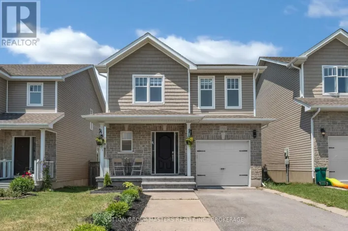 1521 CRIMSON CRESCENT, Kingston