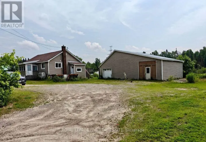 1521 FOUR MILE LAKE ROAD, North Bay