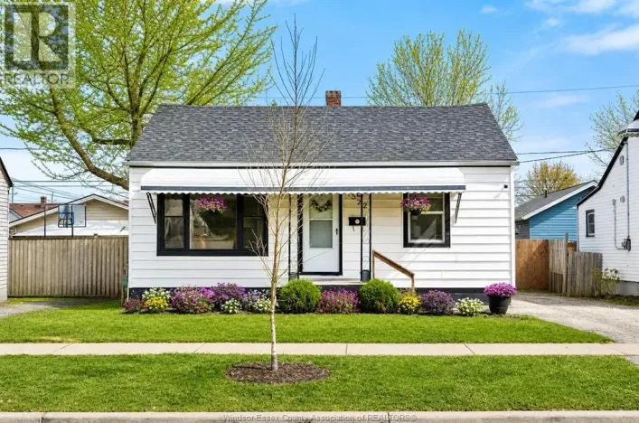 1522 WESTCOTT, Windsor