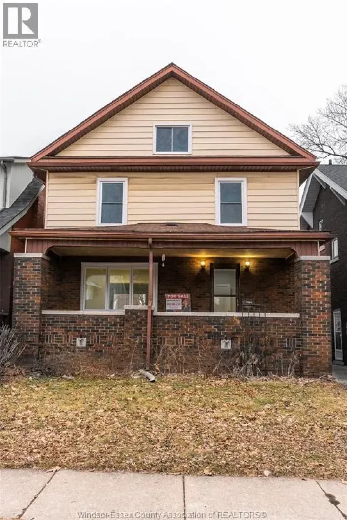 1525 DOUGALL AVENUE, Windsor