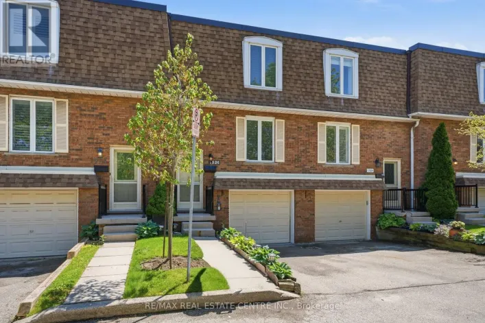1526 - 1526 WESTMINSTER MANOR, Burlington