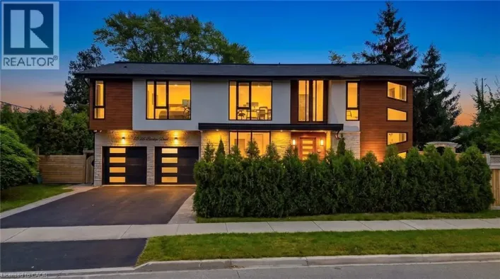 1526 BRIDGE Road, Oakville