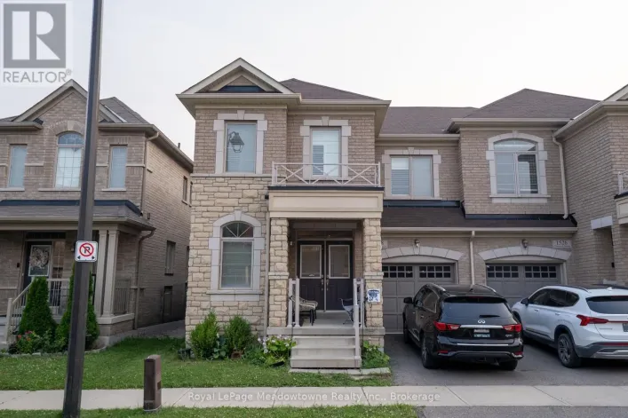 1528 CHRETIEN STREET, Milton