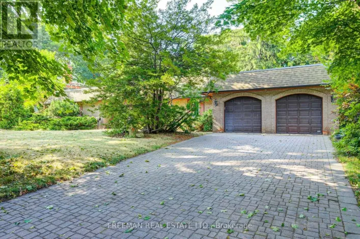 1528 KNARESWOOD DRIVE, Mississauga