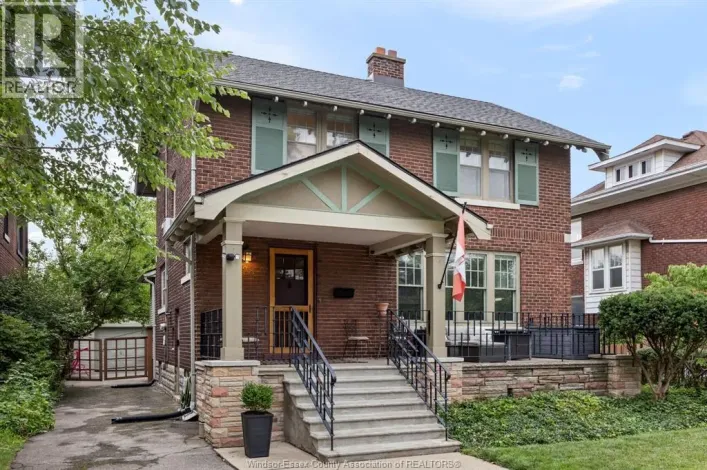1528 VICTORIA AVENUE, Windsor