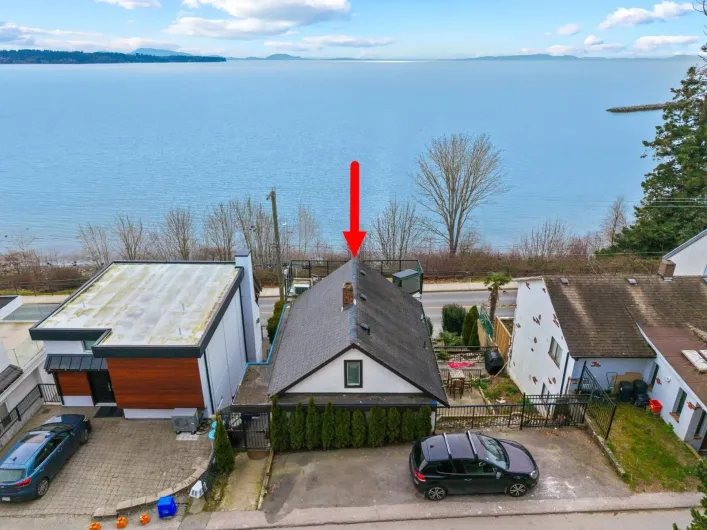 15289 MARINE DRIVE, White Rock