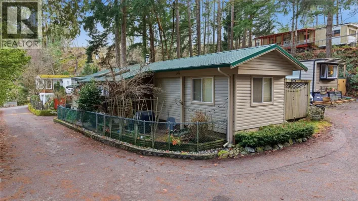 153 2500 Florence Lake Rd, Langford