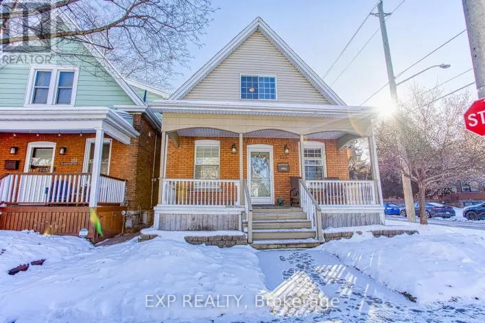 153 GLADSTONE AVENUE, Hamilton