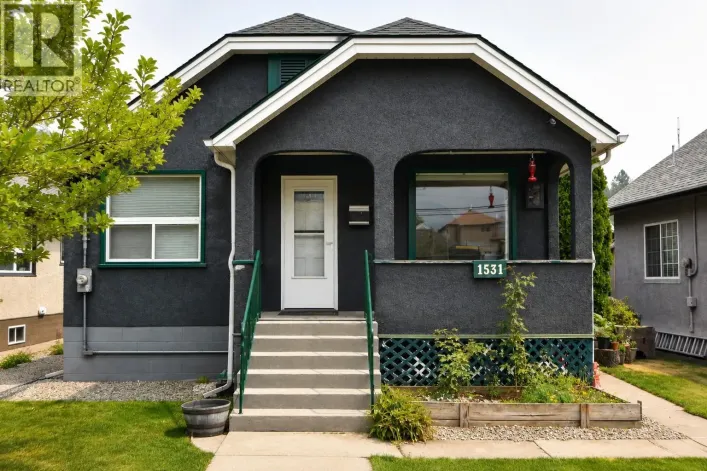 1531 Fourth Avenue, Trail