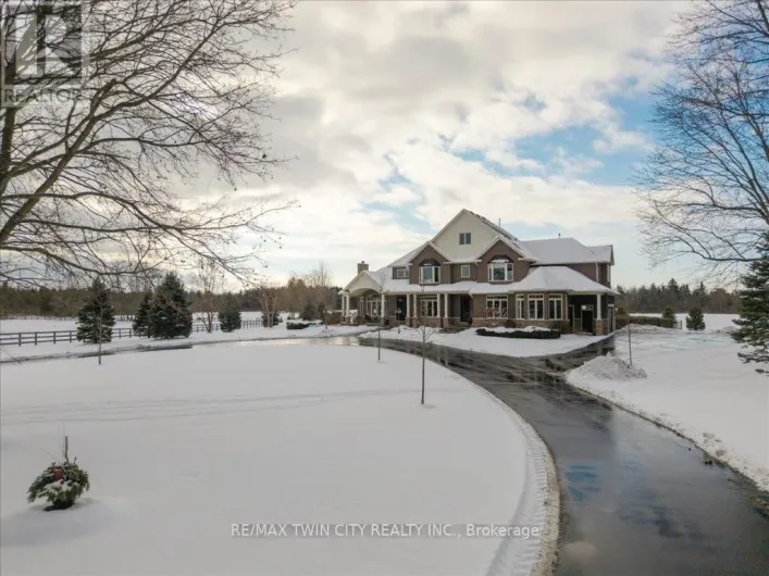 1532 6TH CONCESSION ROAD W, Hamilton