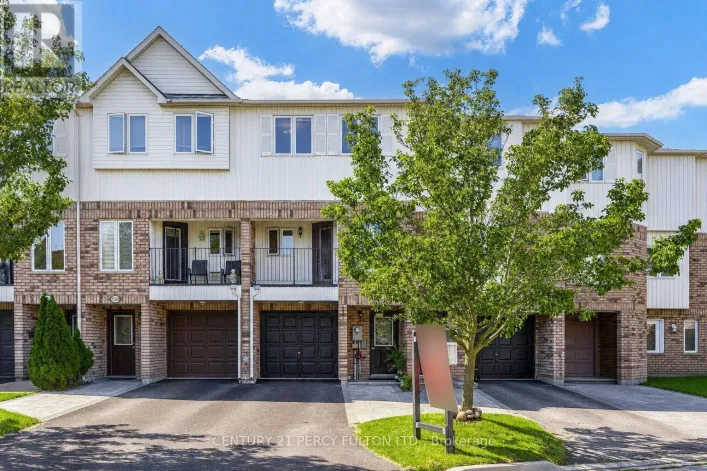 1532 HUMMINGBIRD COURT, Pickering
