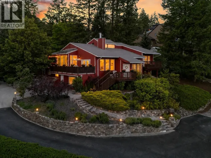 1532 Klein Road, West Kelowna
