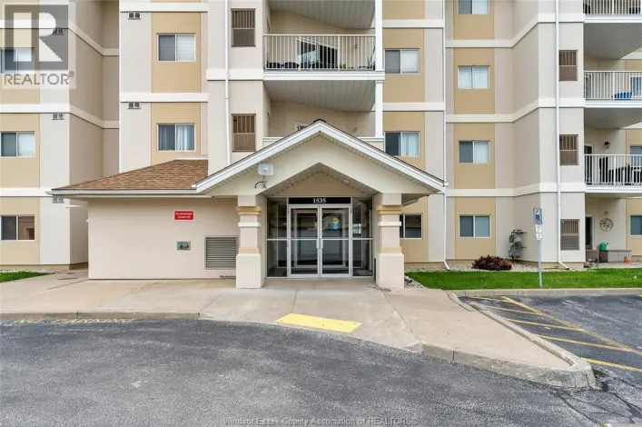 1535 GRAND MARAIS West Unit# 102, Windsor