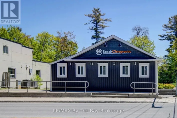 1535 MOSLEY STREET, Wasaga Beach