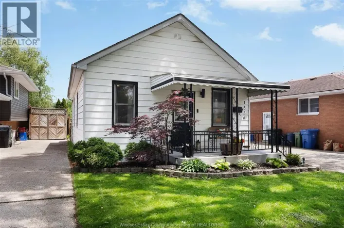 1536 BUCKINGHAM, Windsor
