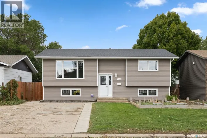 House for sale: 1538 SPADINA STREET W, Moose Jaw
