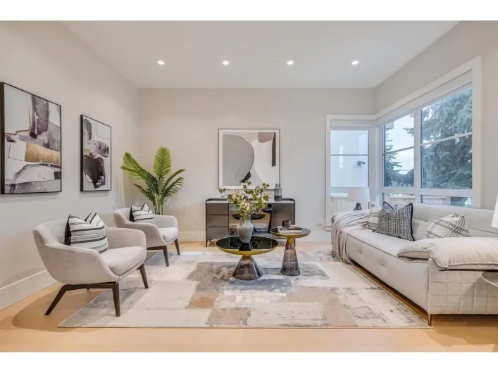 15387 PACIFIC AVENUE, White Rock