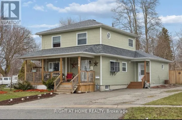 154 ADMIRAL ROAD, Ajax