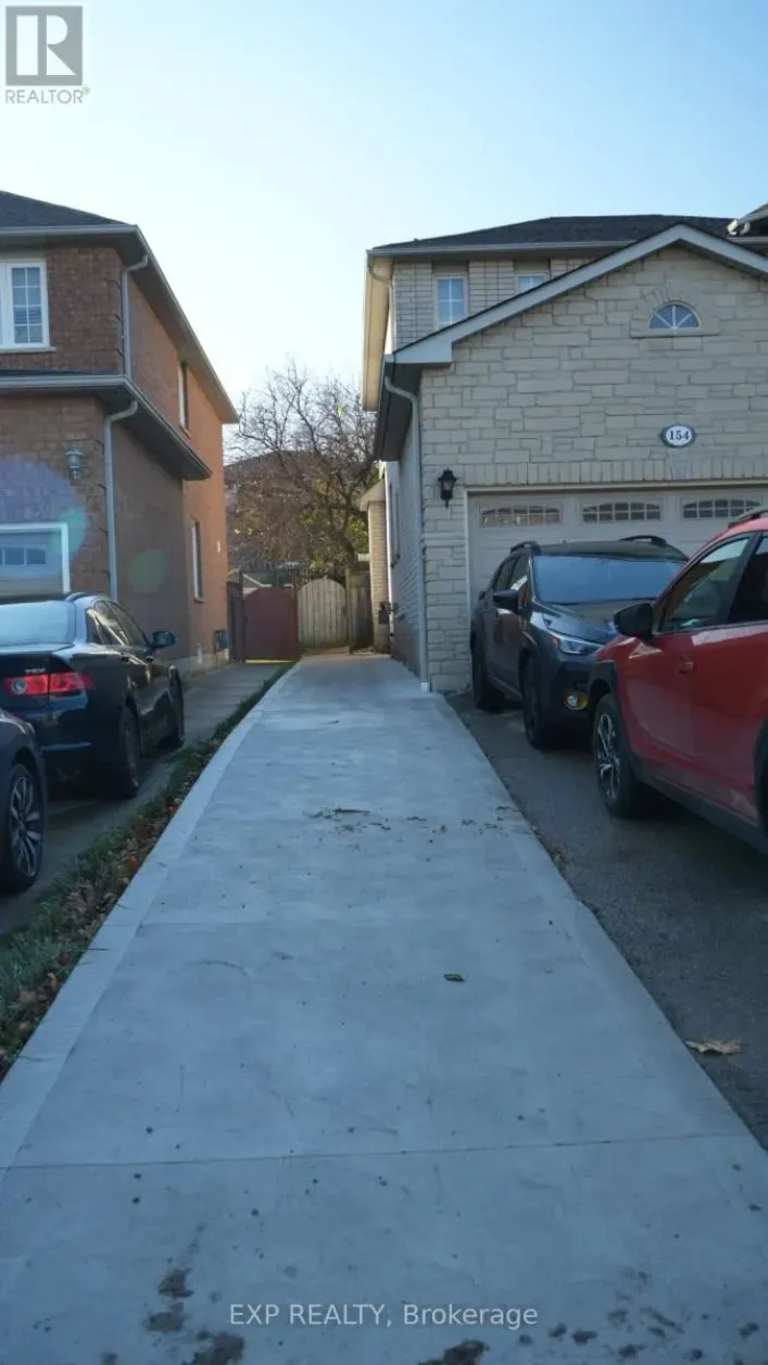 154 BRISTOL ROAD E, Mississauga