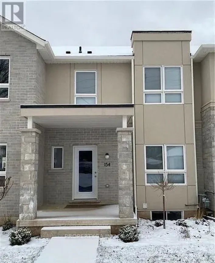 154 BROADWAY LANE, Welland