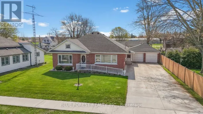 154 CHESTNUT STREET, West Elgin