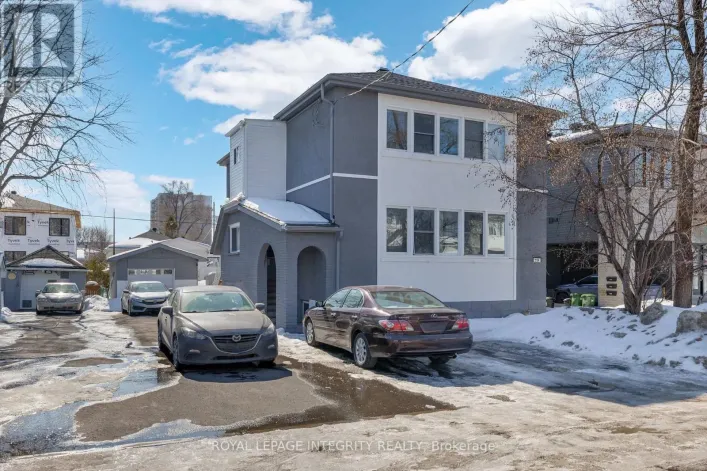 154 COLUMBUS AVENUE, Ottawa