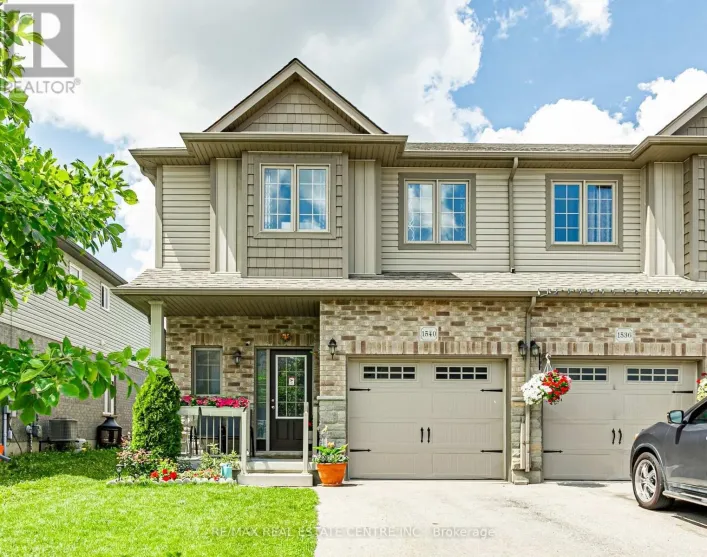 1540 DUNKIRK AVENUE, Woodstock