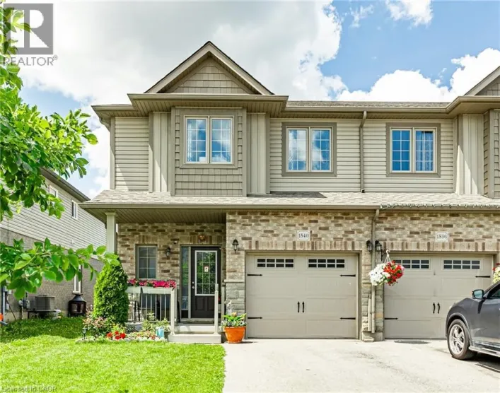 1540 DUNKIRK Avenue, Woodstock