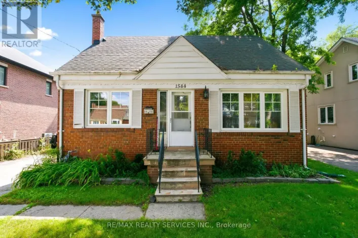 1544 ALEXANDRA BOULEVARD, Mississauga