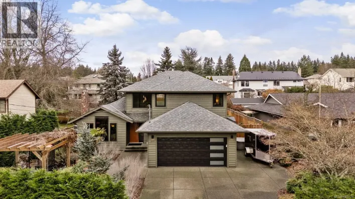 1544 Comox Ave, Comox