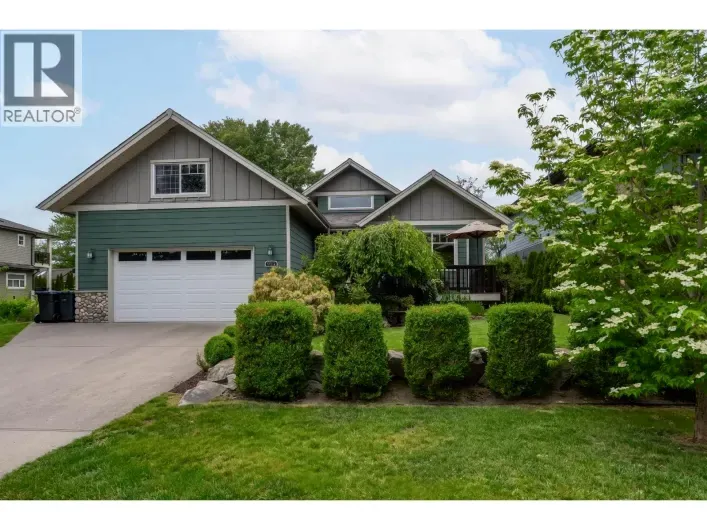 1545 JUDD ROAD, Squamish