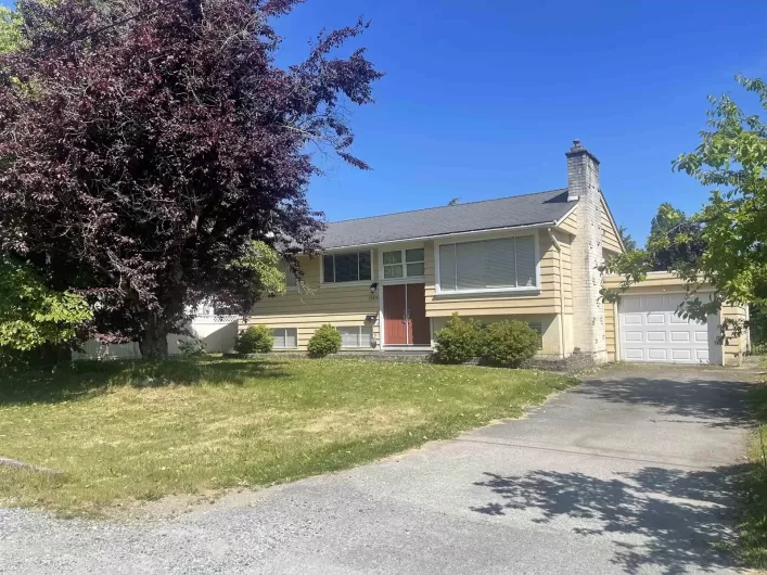 15451 16A AVENUE, Surrey